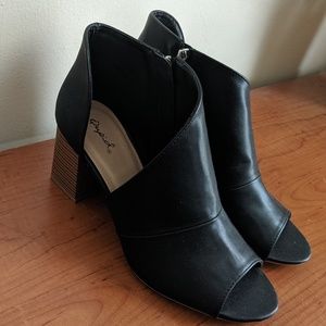 Qupid Black Open-Toe Stacked Heel Ankle Boots
